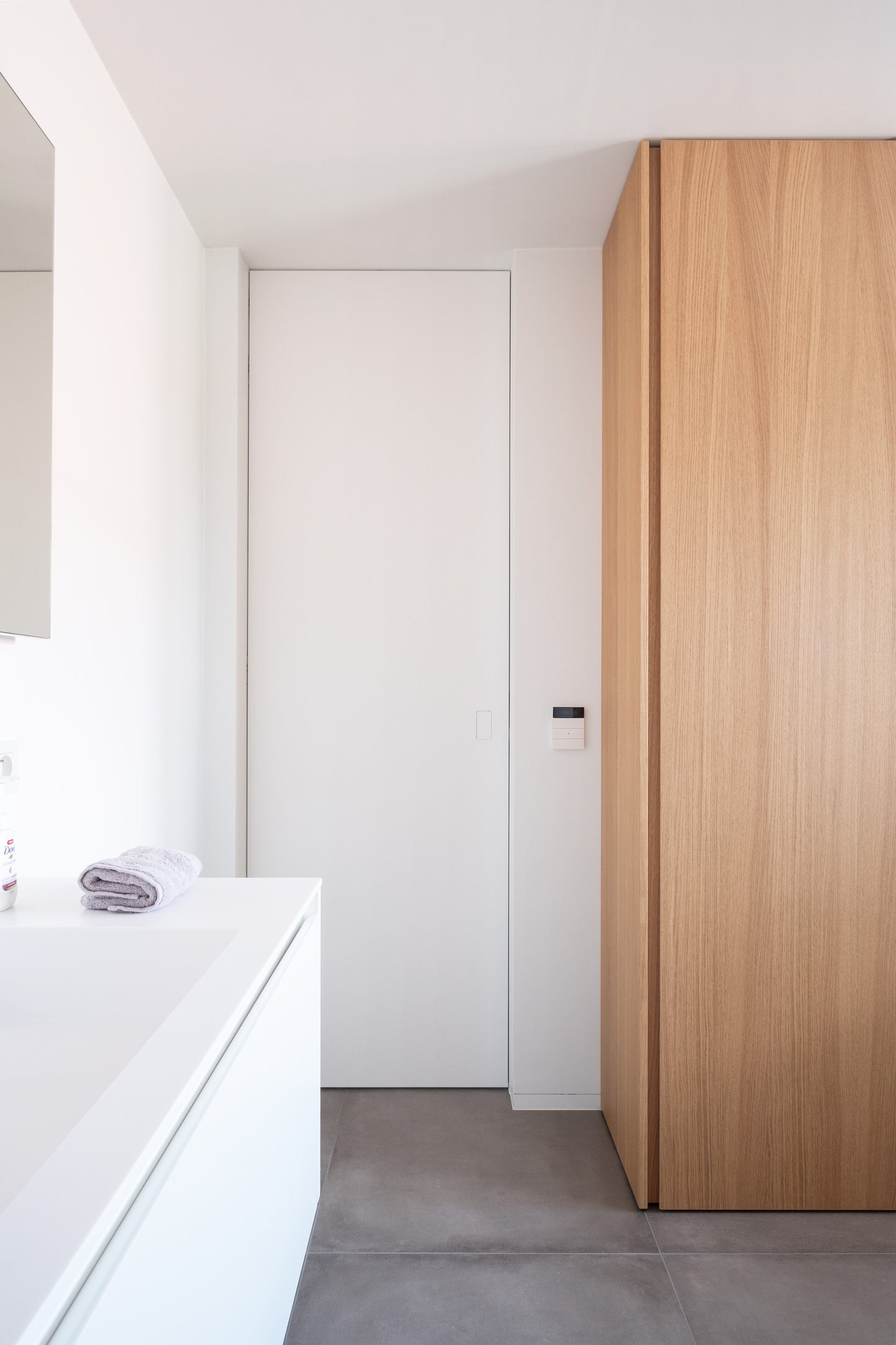 NO-HA MINI invisible door handle