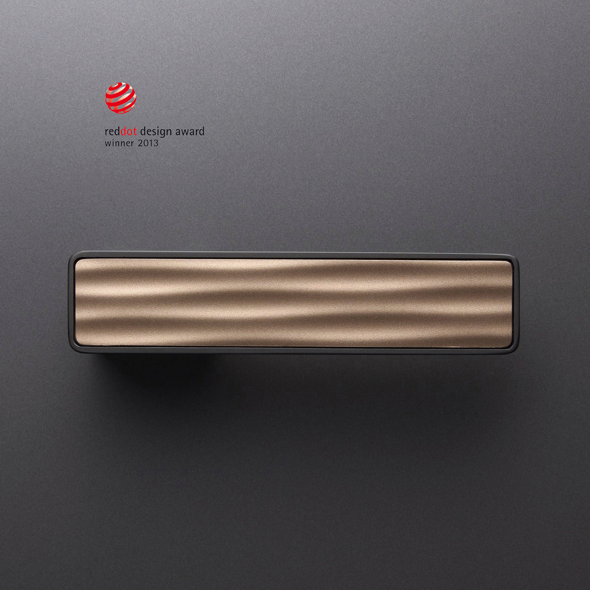 M&T Maximal door lever in black titanium finish (Tin-K) with a custom design insert. Winner of REDDOT Design Award in 2013.